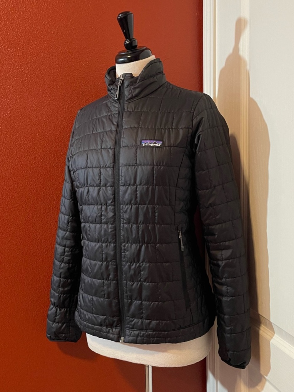 Patagonia Women’s Black Nano Puff Quilted Full Zip Layering Puffer Jacket